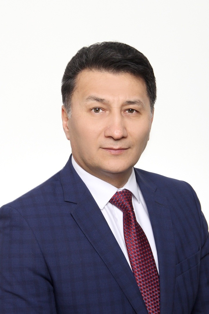 Рустам Исхаков