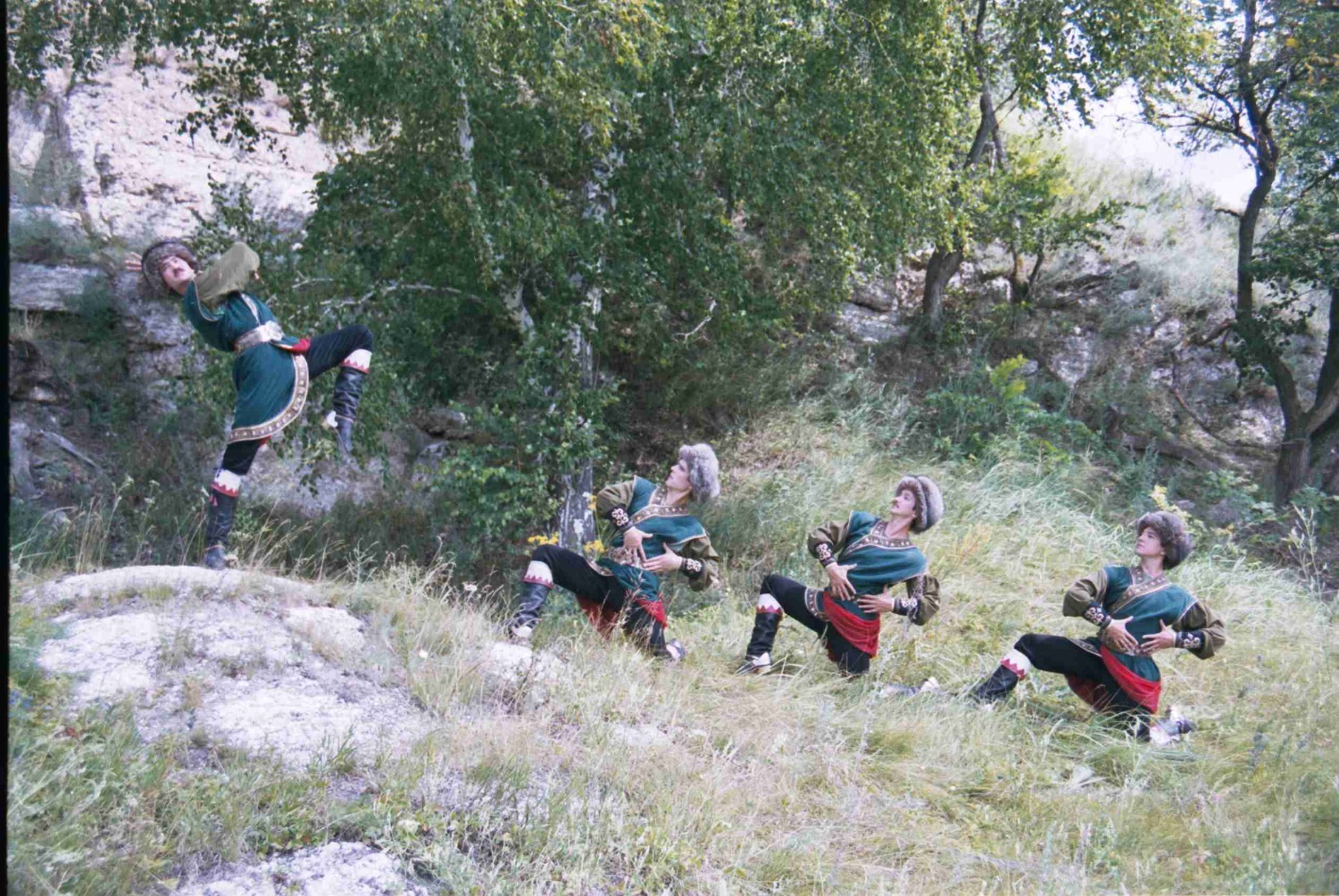 Радик Шарафутдинов - в центре