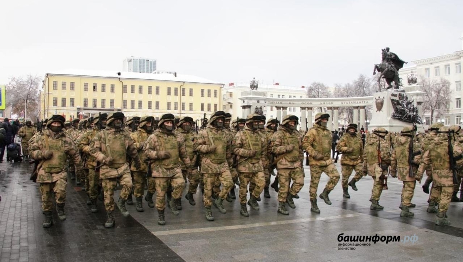 Олег Яровиков