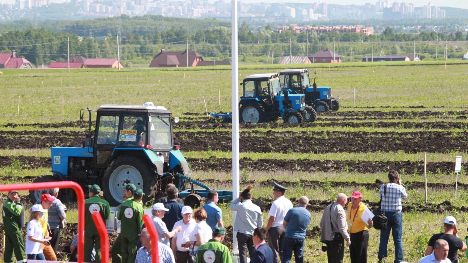 Олег Яровиков