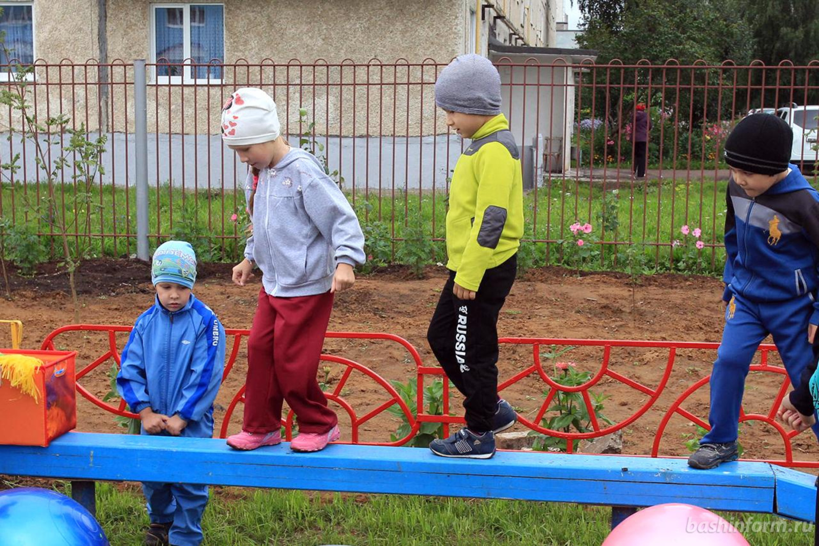 Олег Яровиков