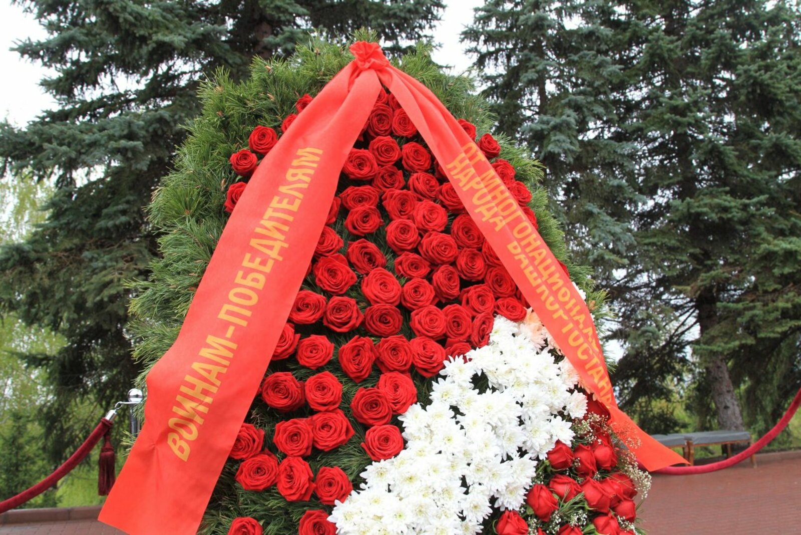 Олег Яровиков