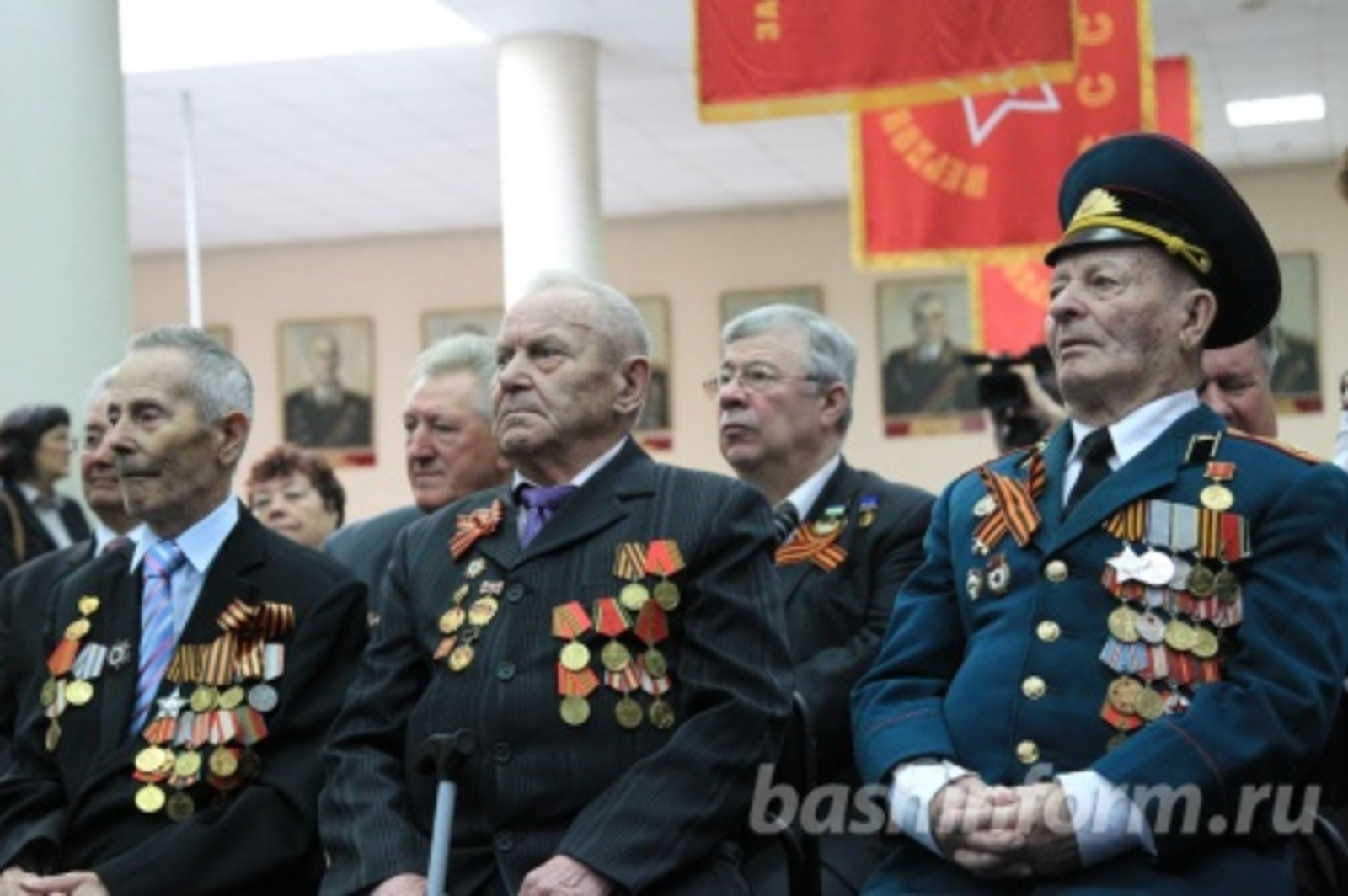 Олег Яровиков