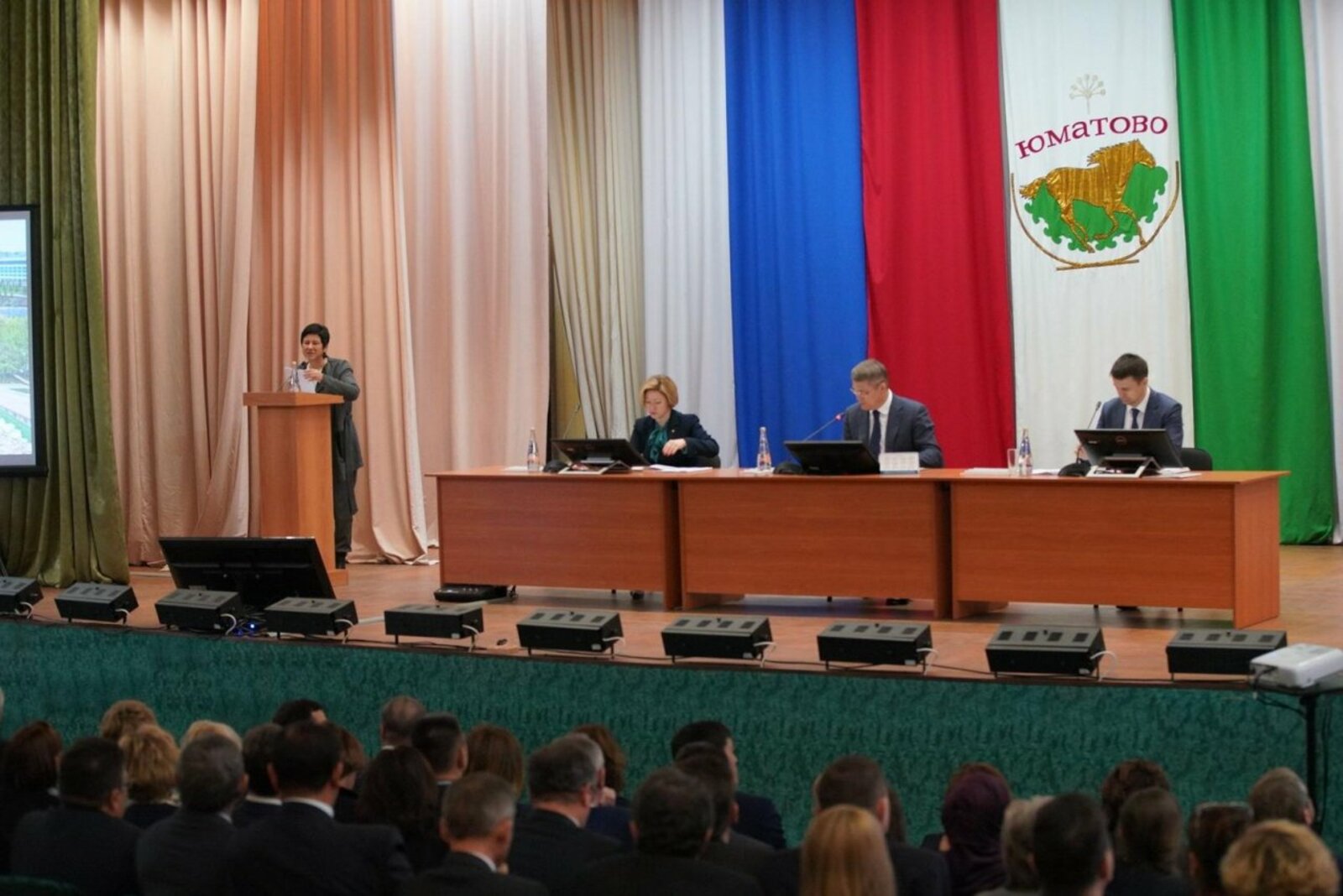 Олег Яровиков