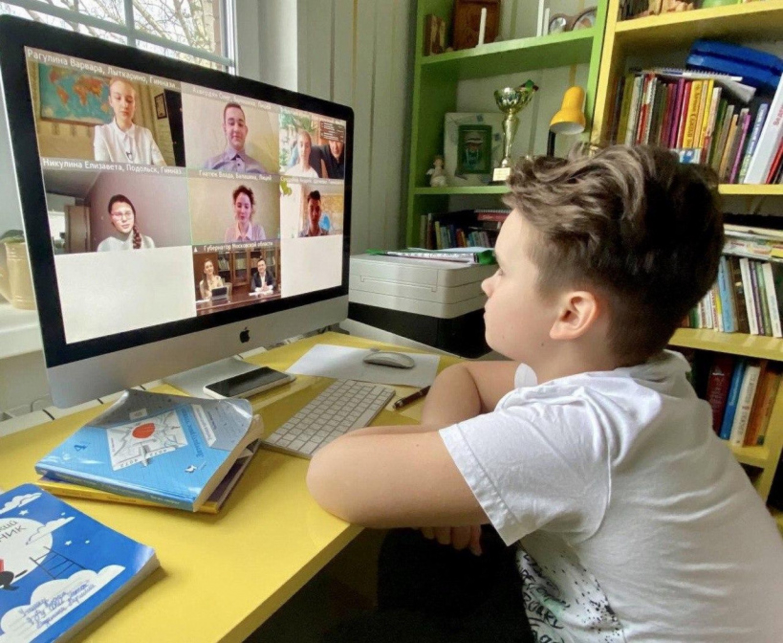 В Башкирии учеников переводят на дистанционное обучение