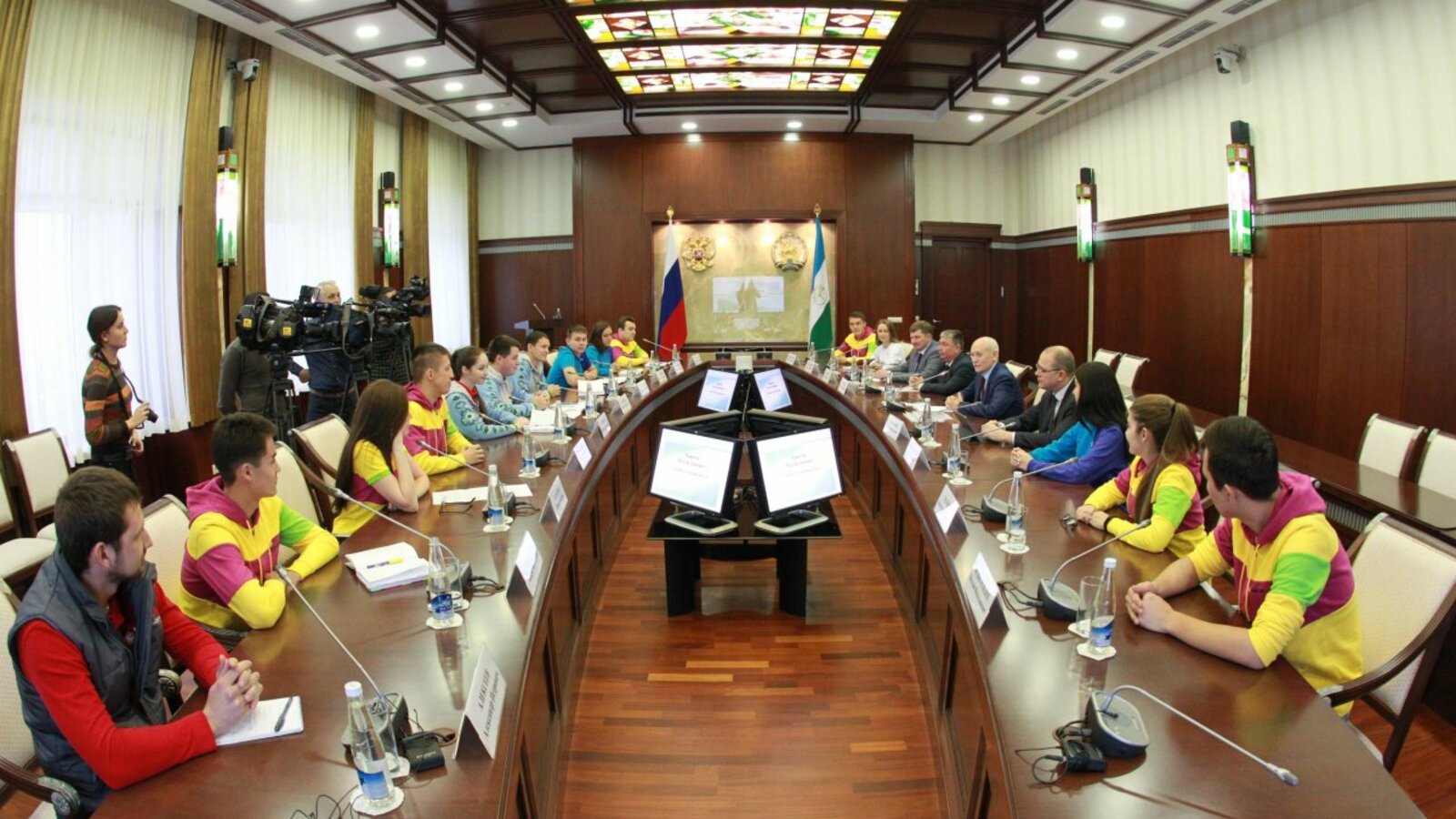 Олег Яровиков