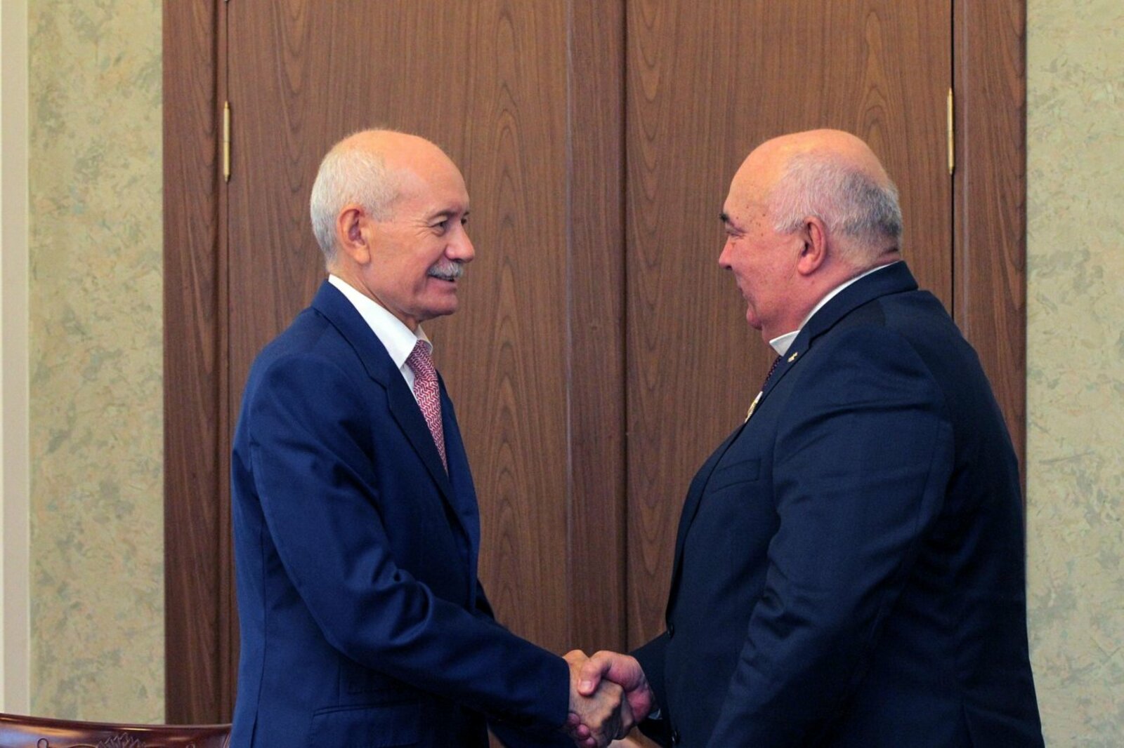 Олег Яровиков