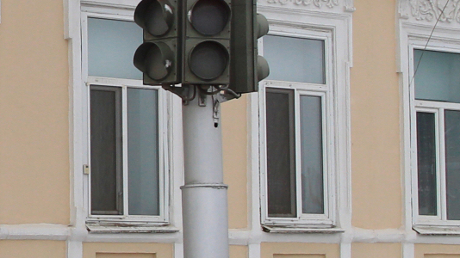 Олег Яровиков