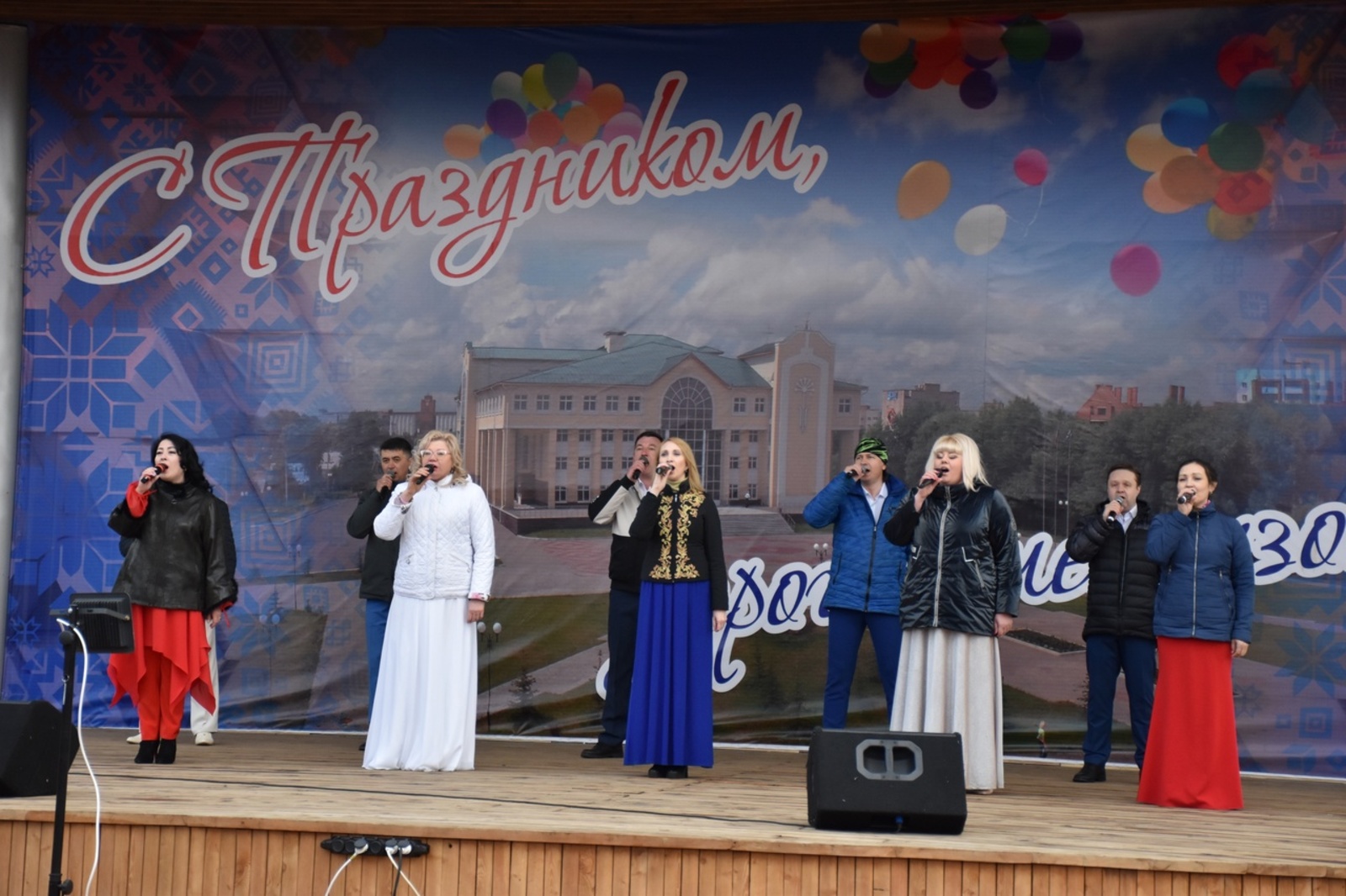 В Мелеузе прошёл концерт в рамках музыкально-патриотического марафона "Zа Россию"