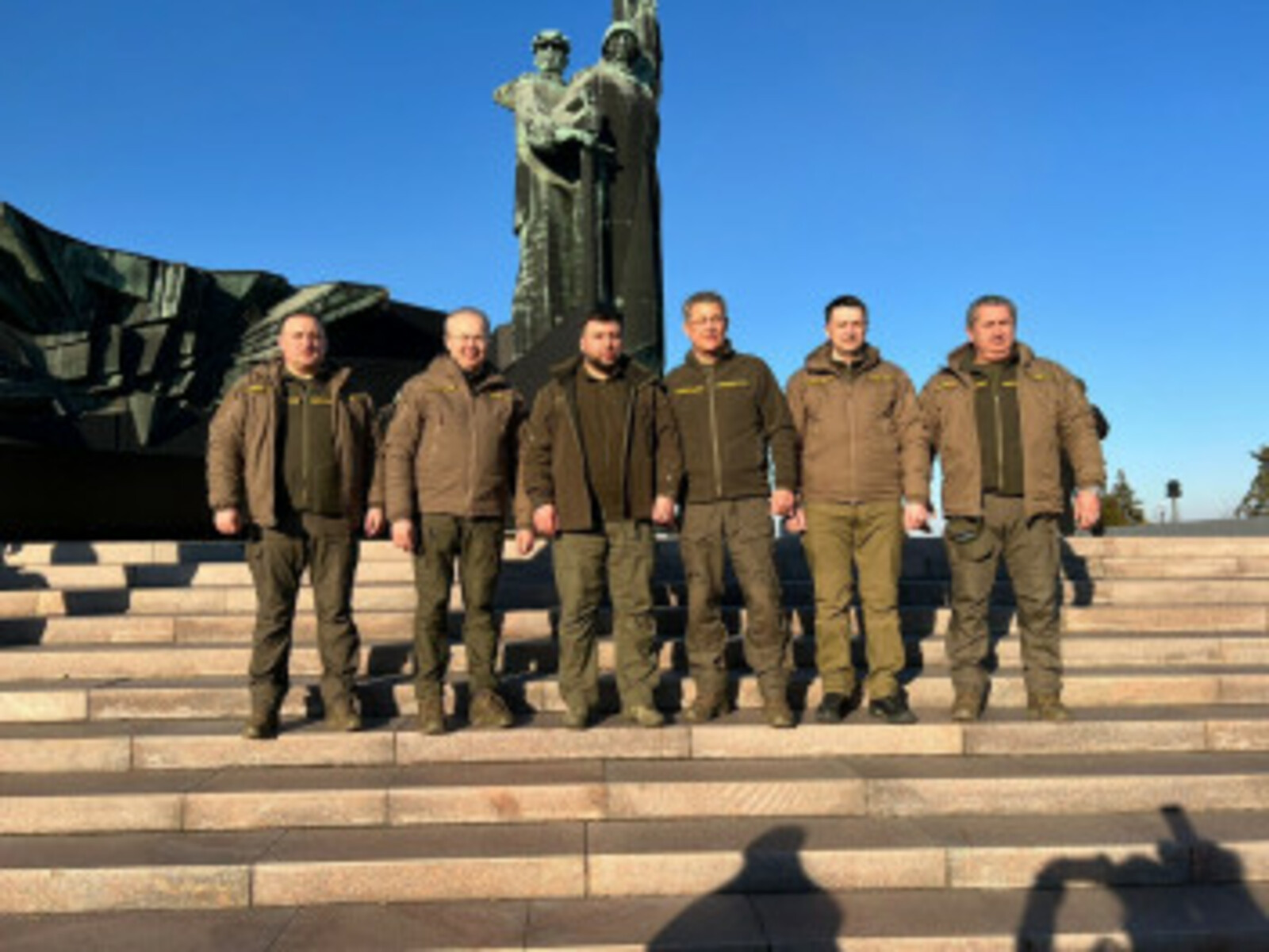 Сотрудники министерства ЖКХ Башкирии перечислят однодневный заработок жителям Луганской Республики