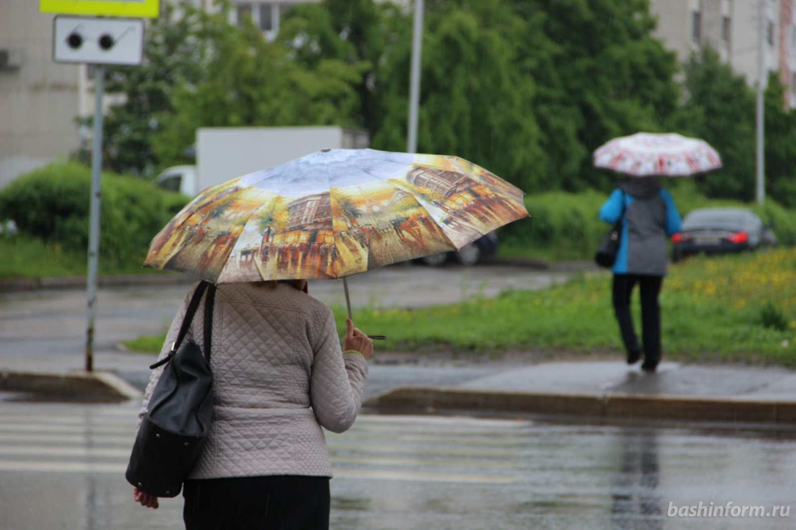 автор