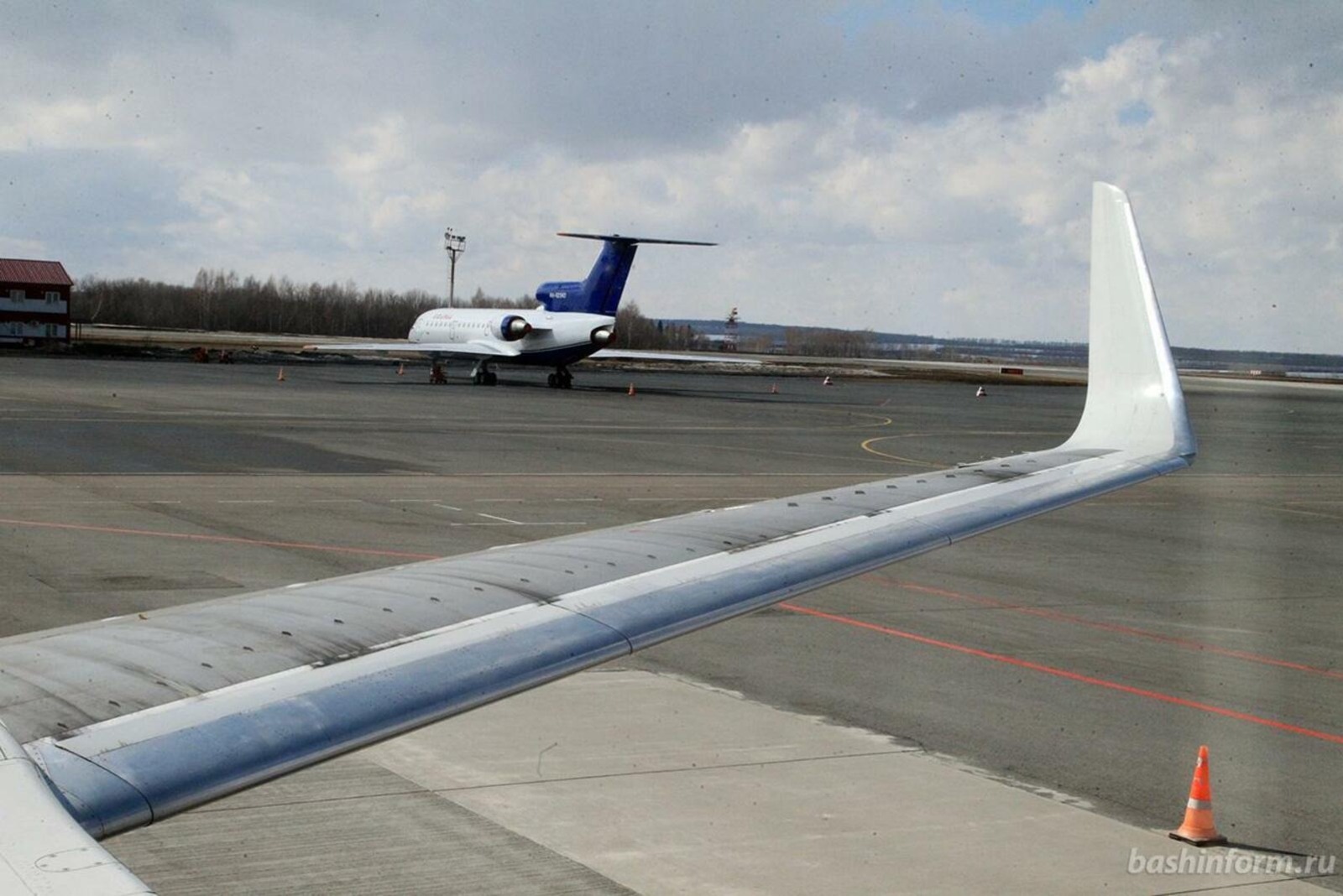 Олег Яровиков