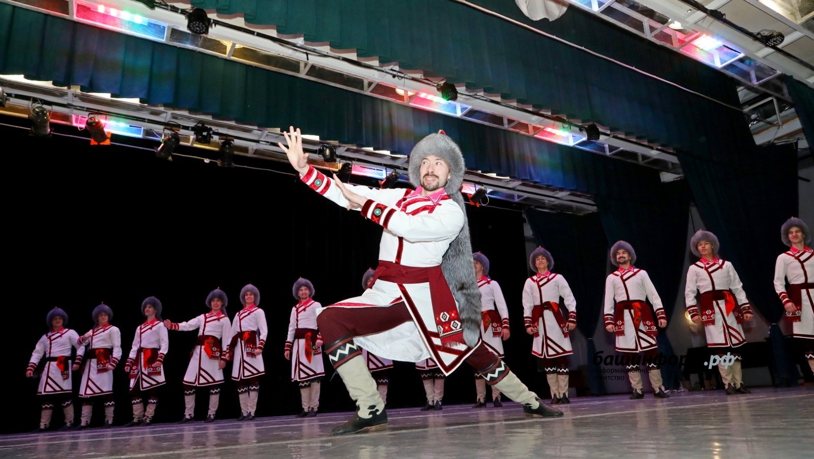 Валерий Шахов
