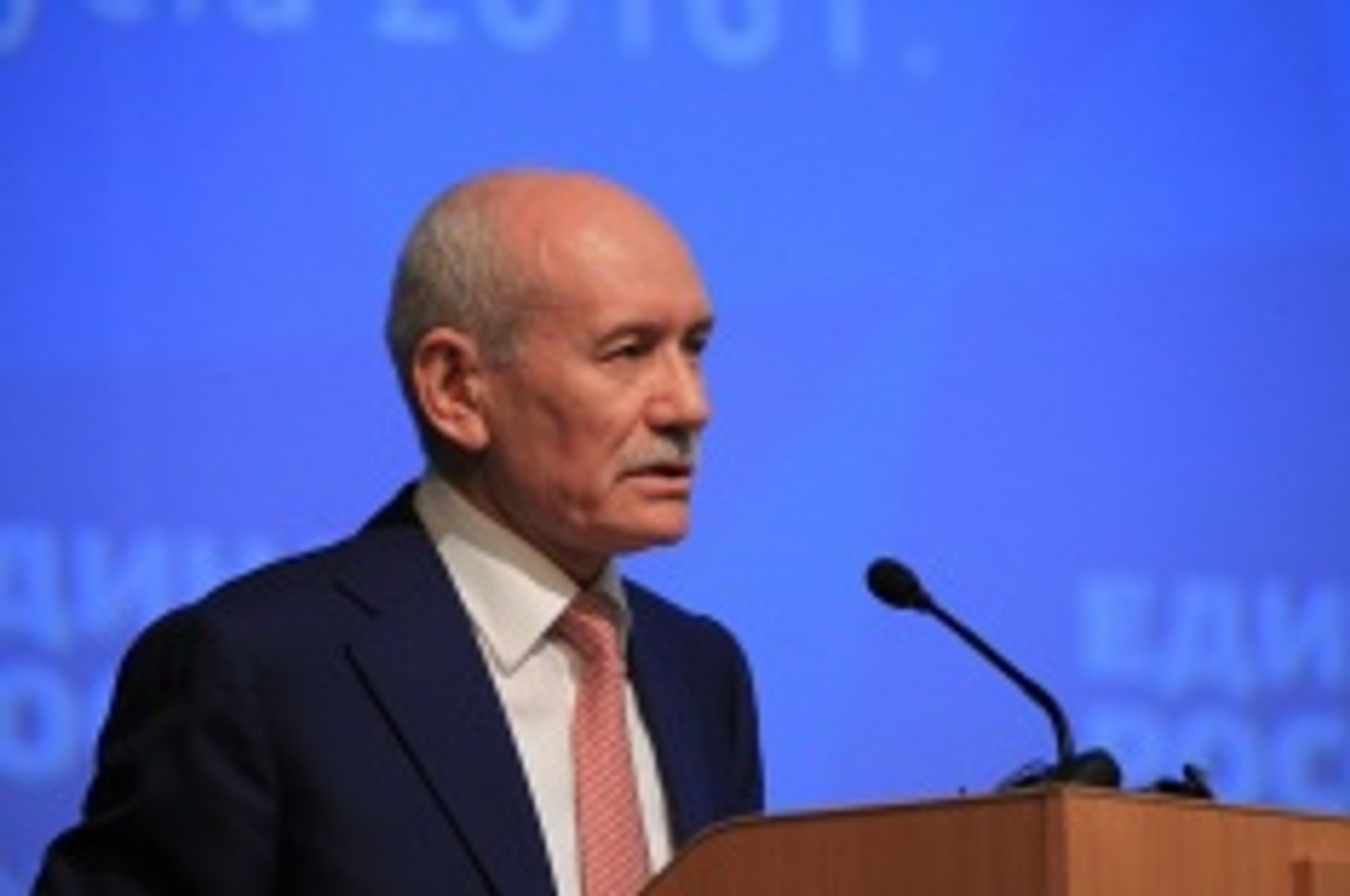 Олег Яровиков