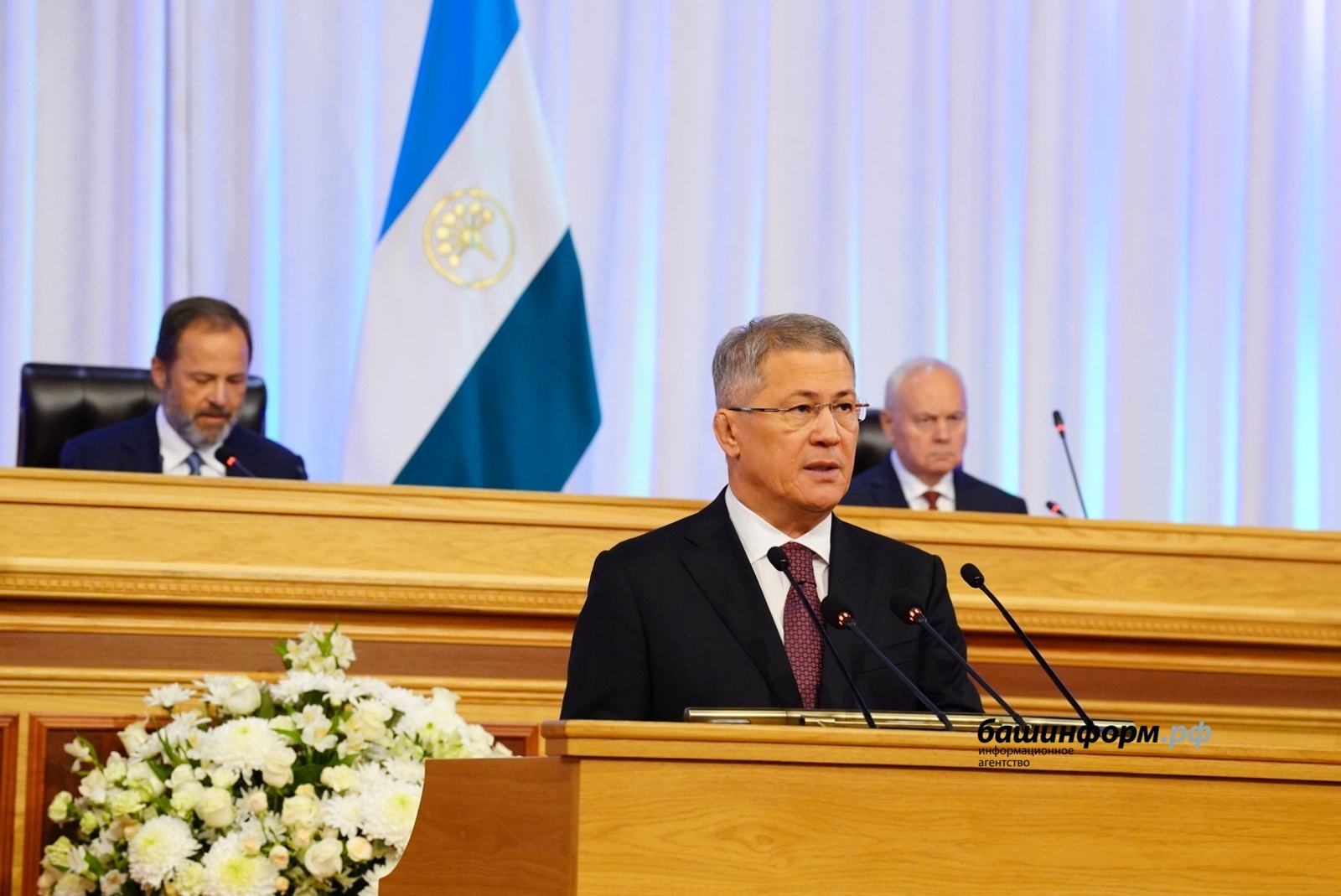 Олег Яровиков