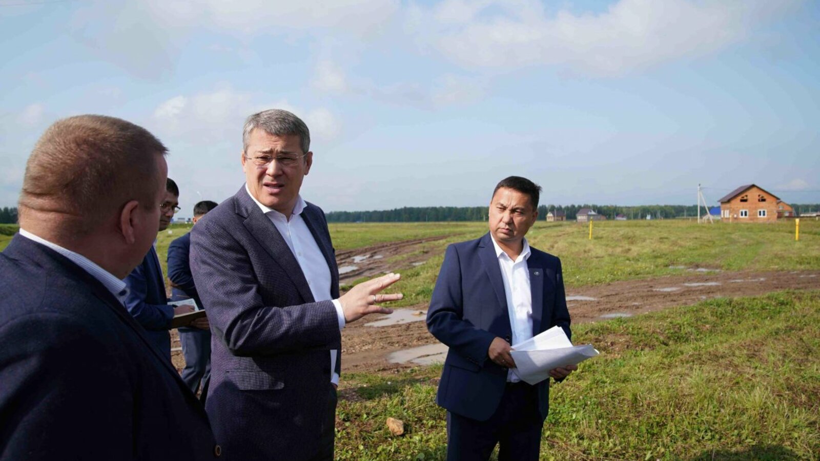 Олег Яровиков