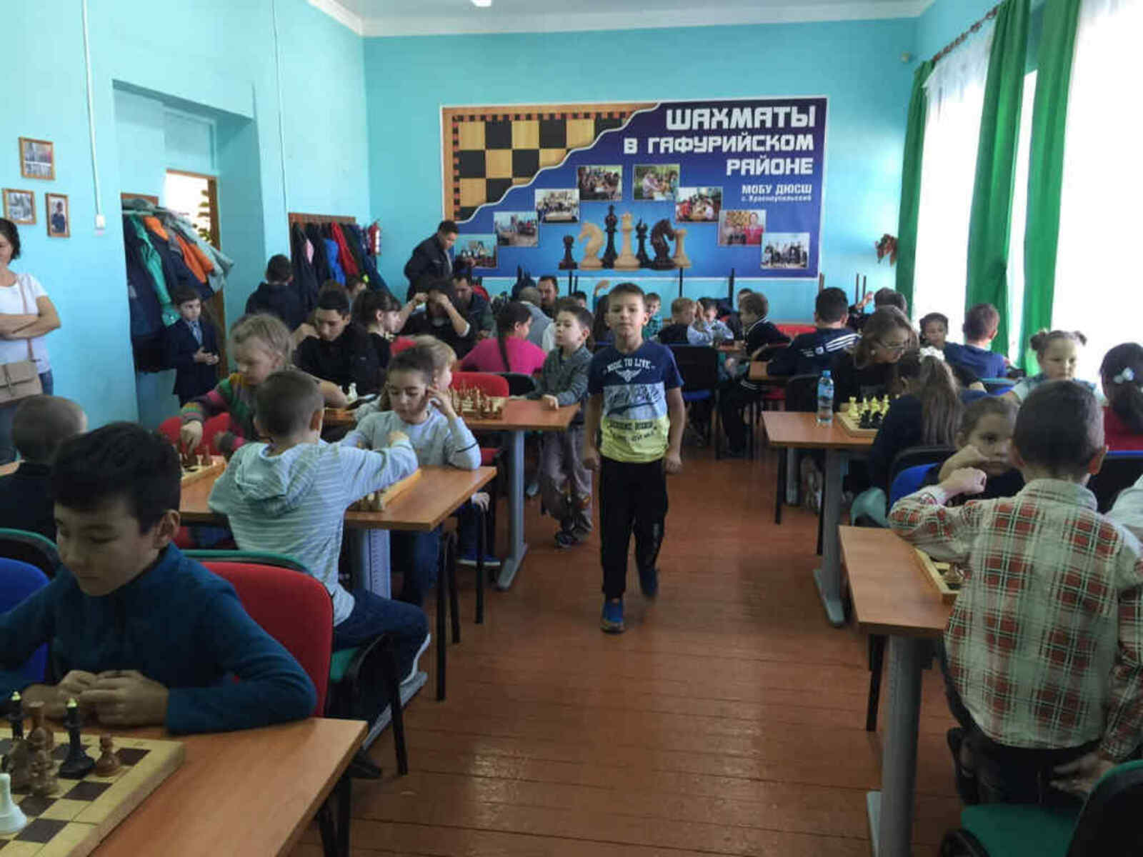 Первенство Гафурийского района по быстрым шахматам посвящалось Дню республики Башкортостан.
