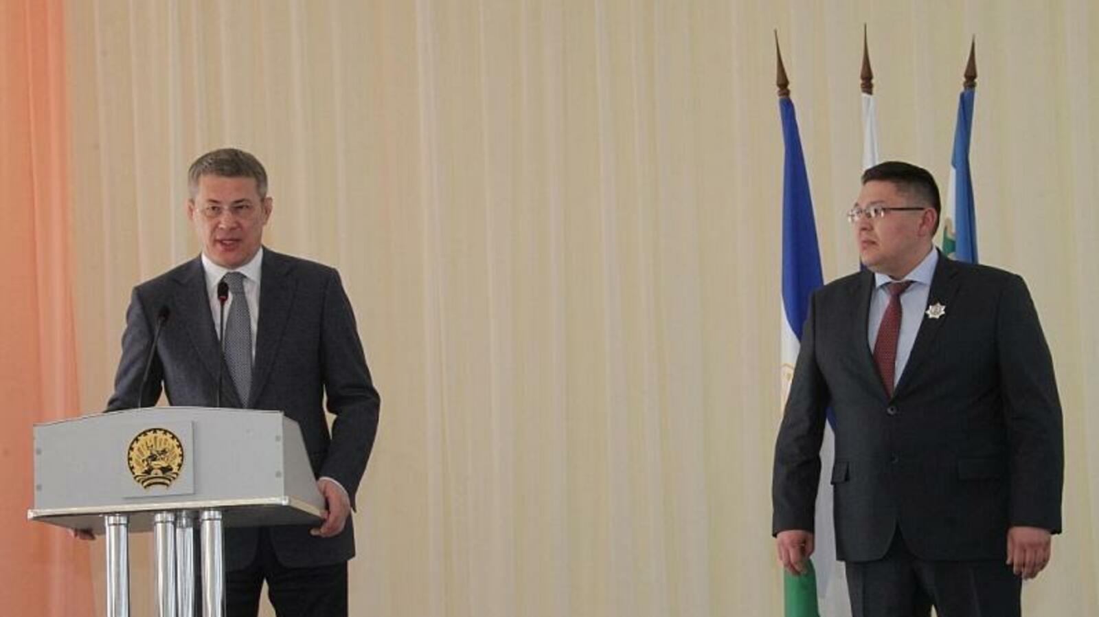 Олег Яровиков