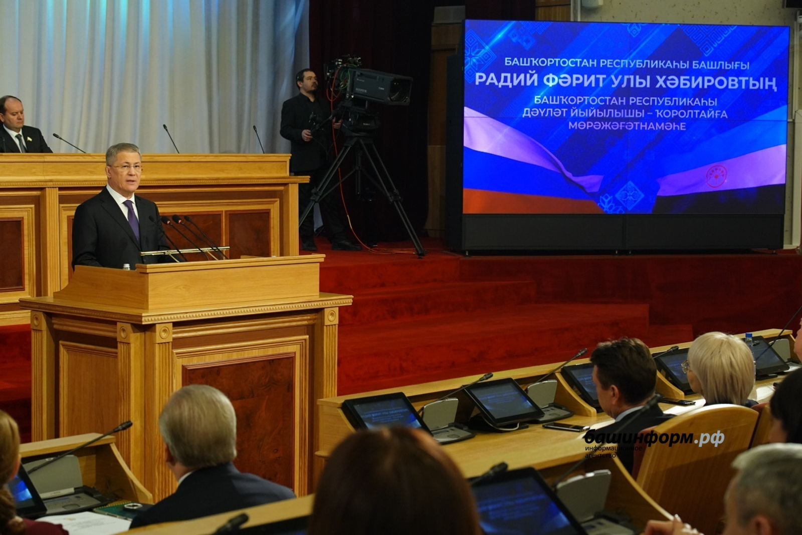 Олег Яровиков