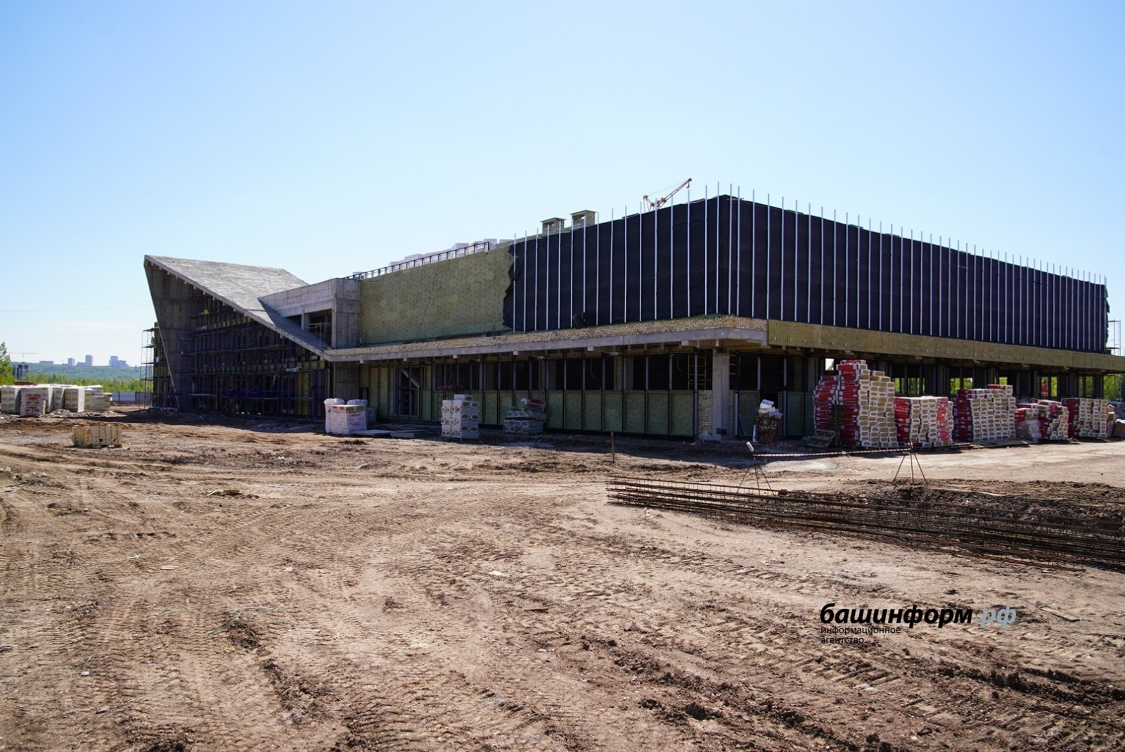 Олег Яровиков