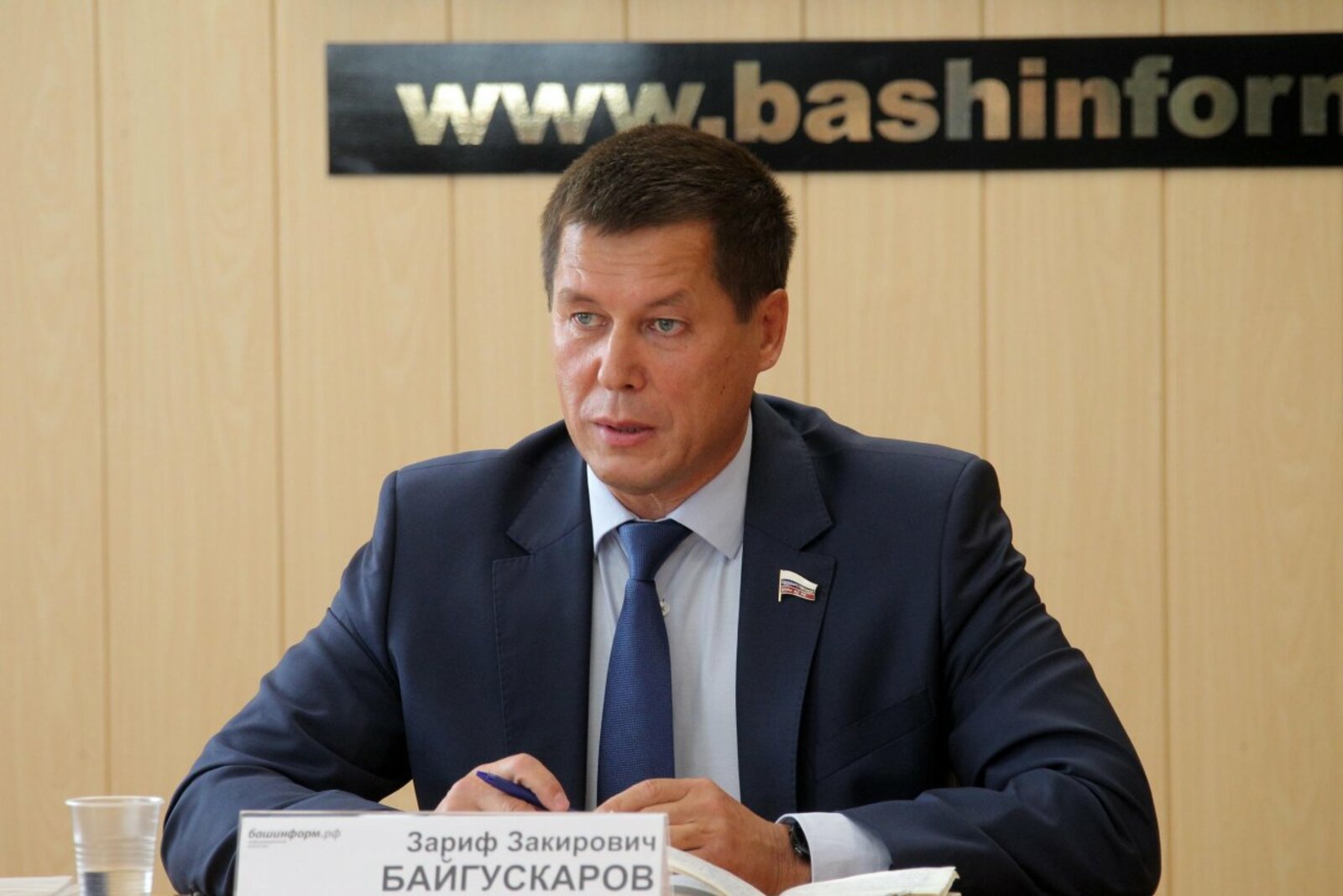 Олег Яровиков