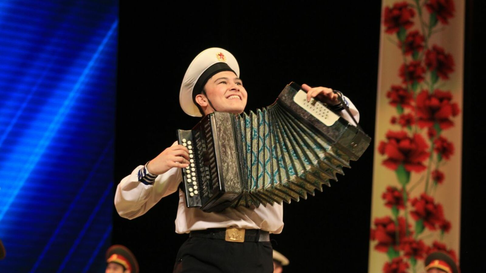 Олег Яровиков