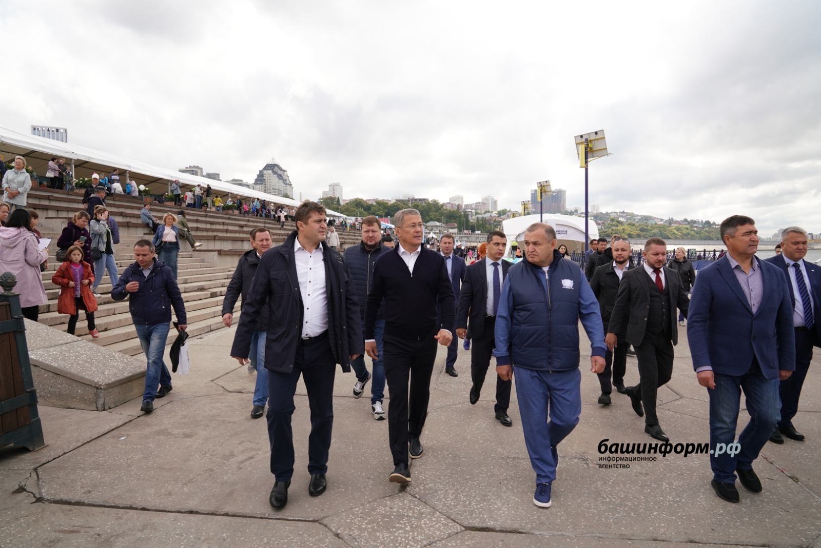 Олег Яровиков