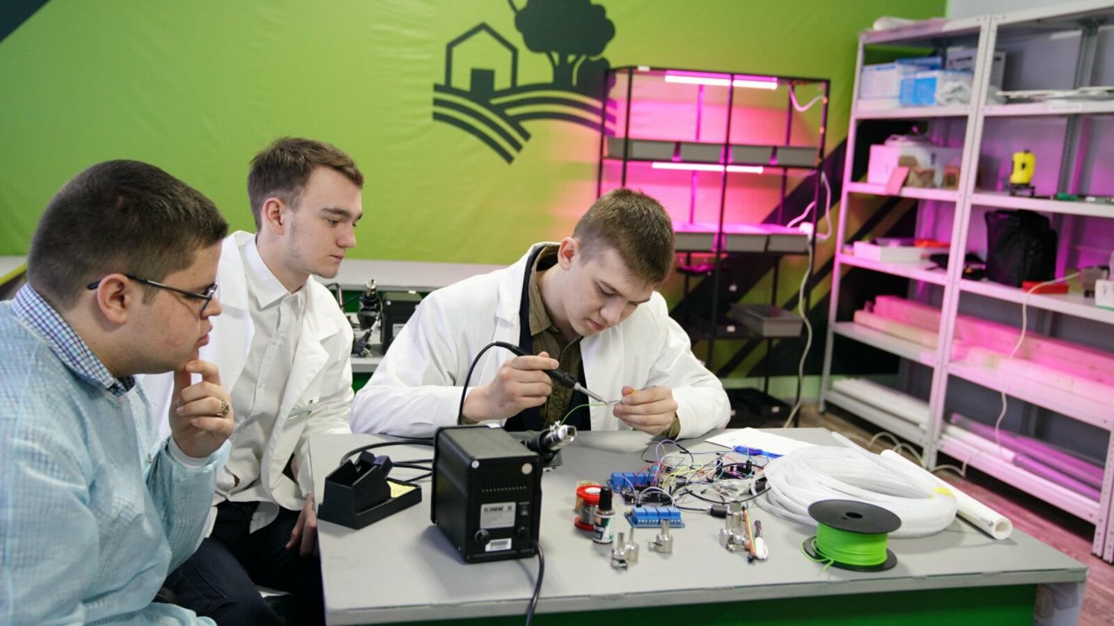 Олег Яровиков