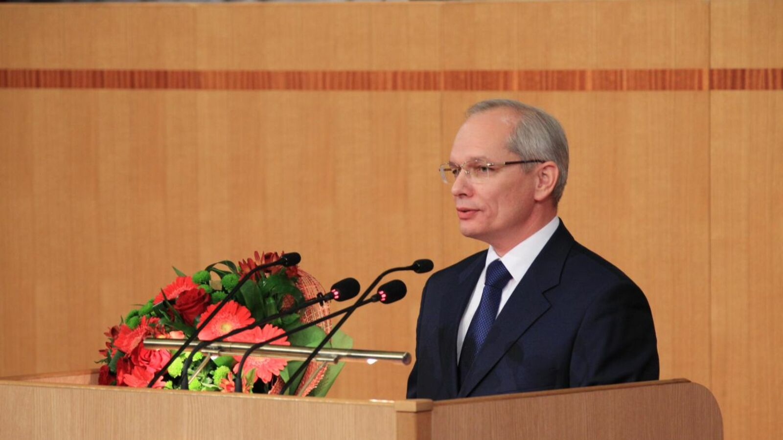 Олег Яровиков