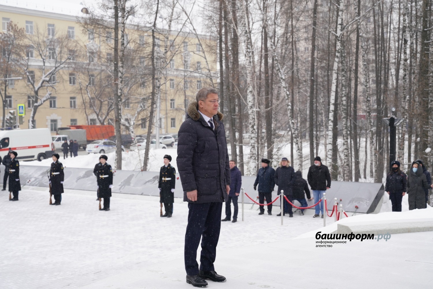 Олег Яровиков