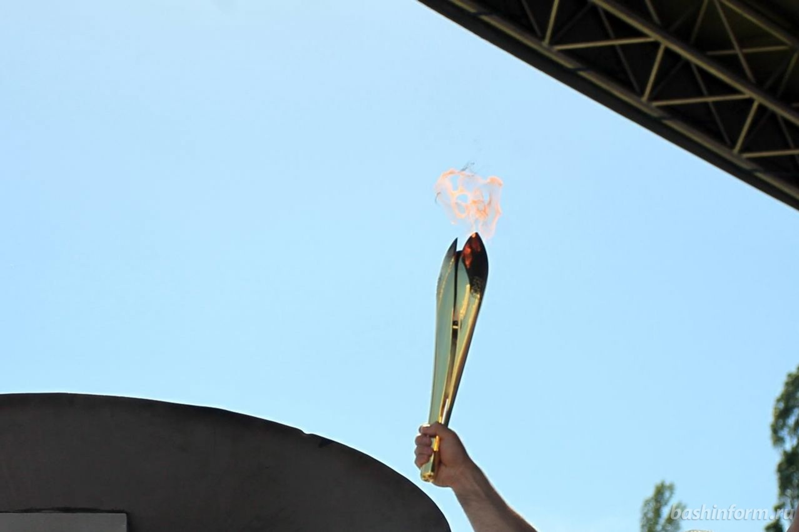 Олег Яровиков