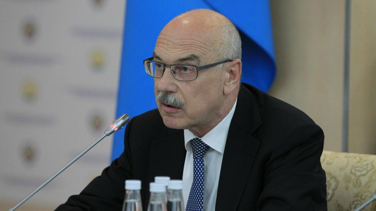 Олег Яровиков