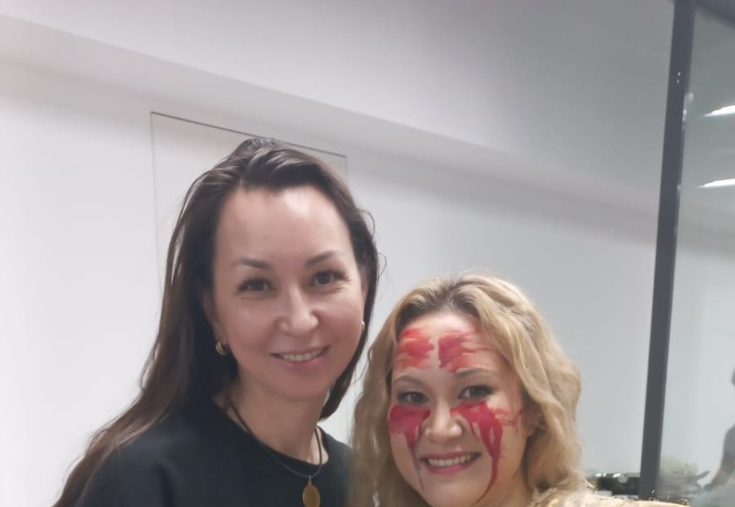 С Дилярой Идрисовой после спектакля «Триумф Времени и Разочарования» в Нижнем Новгороде, 2024 год