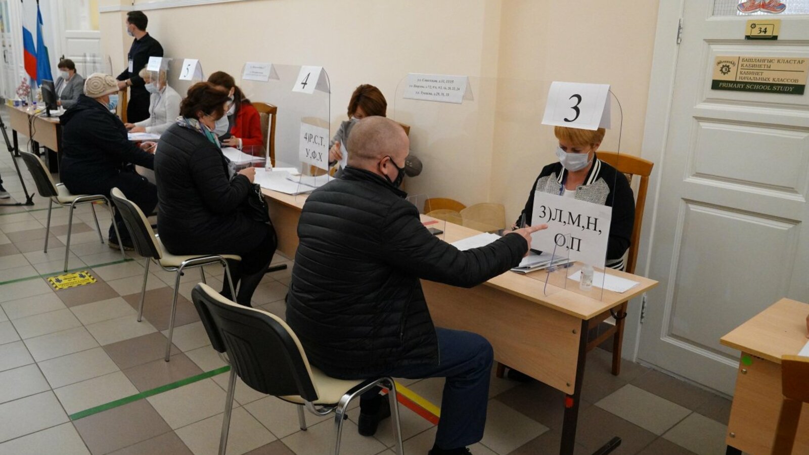 Олег Яровиков