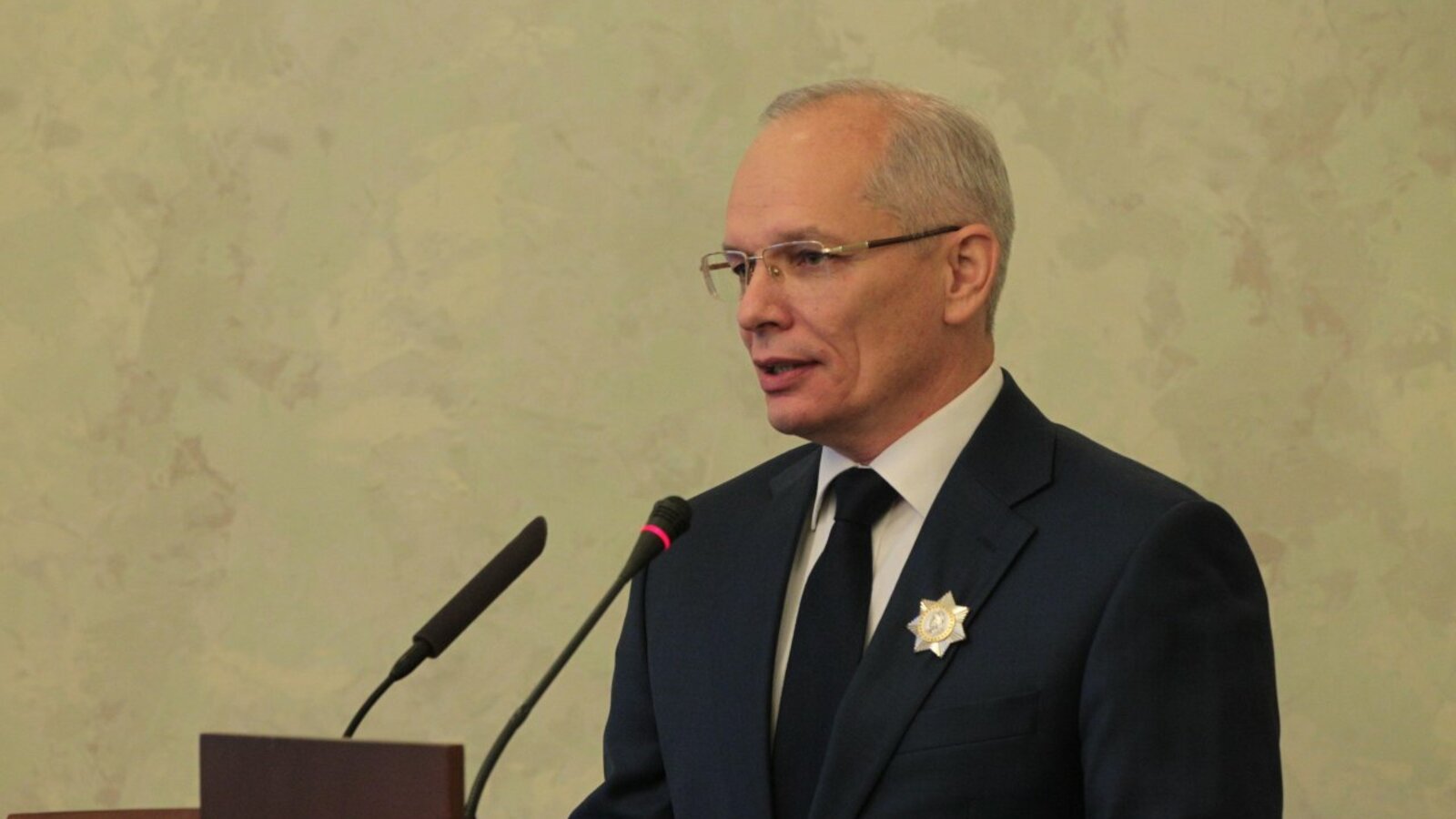 Олег Яровиков