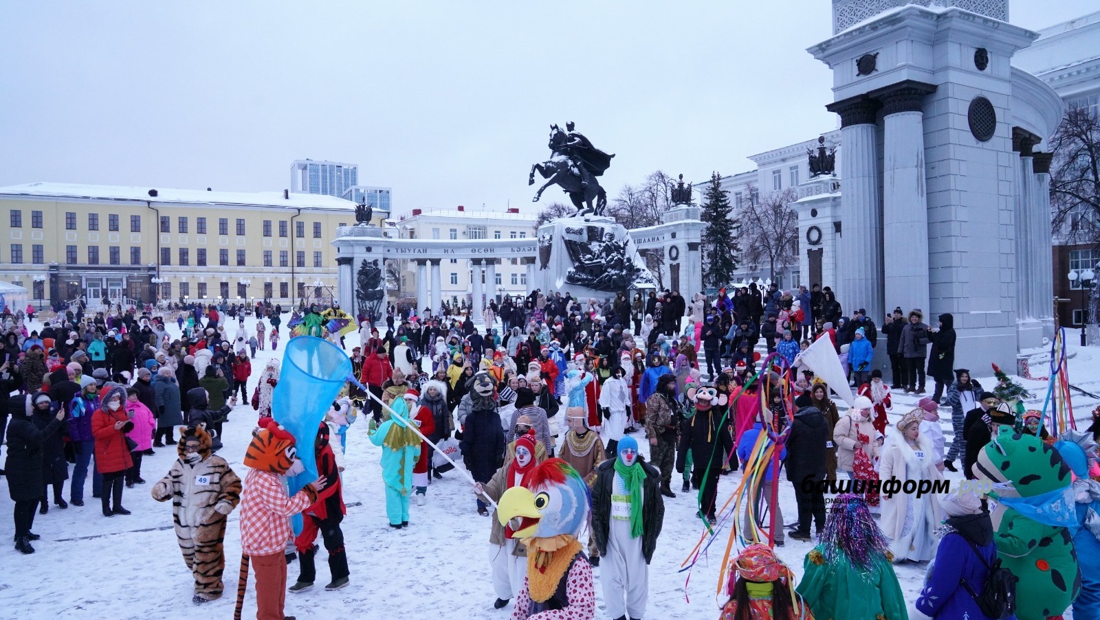 Олег Яровиков