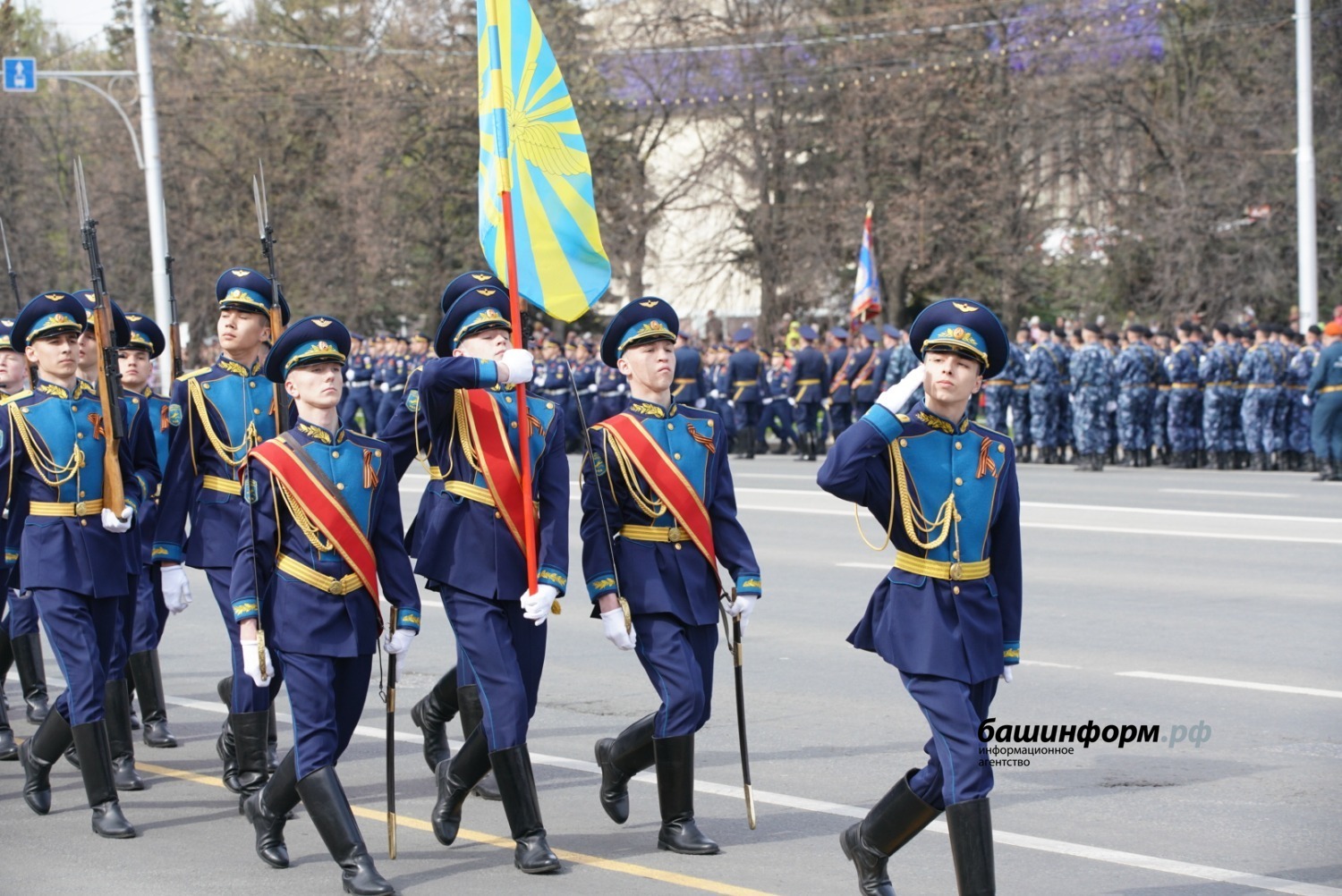 Олег Яровиков
