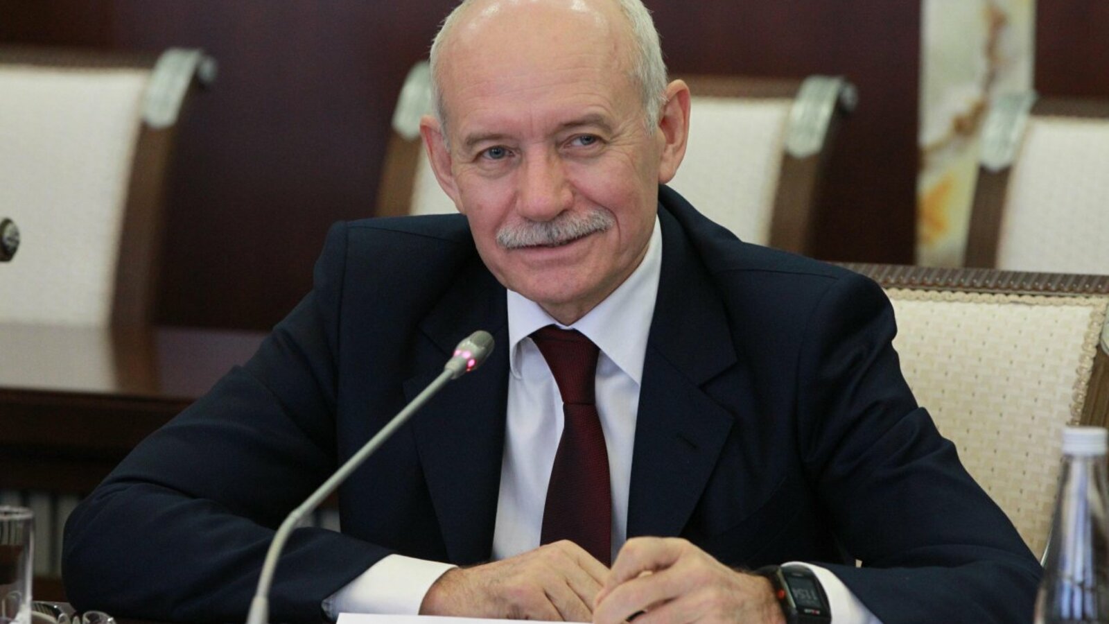 Олег Яровиков