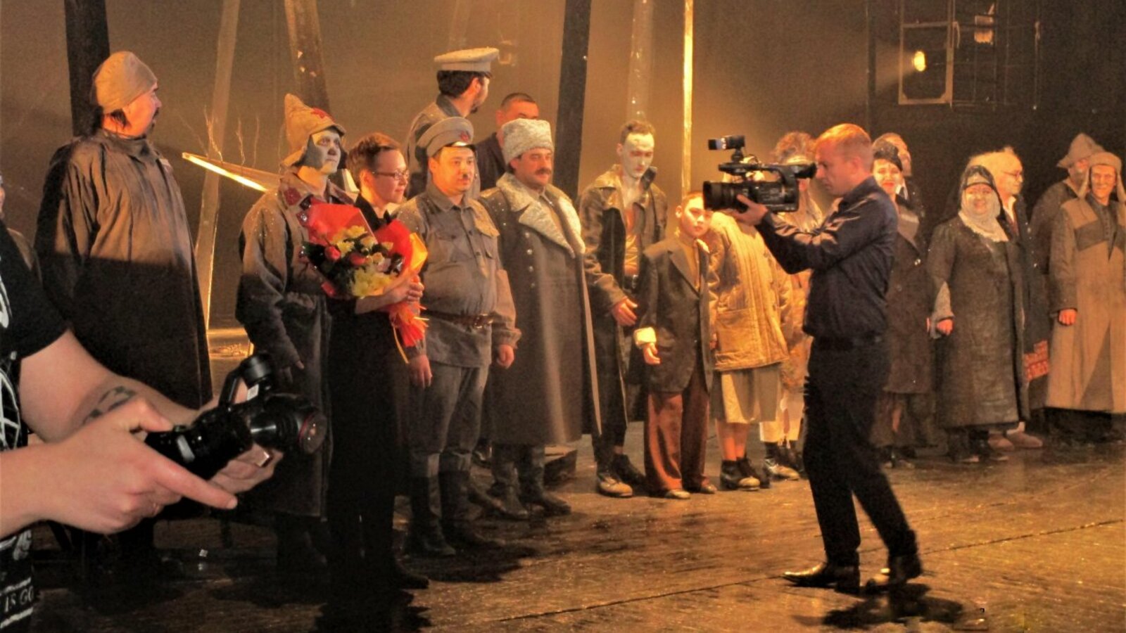 автор, Шаура Гаппасова, Башдрамтеатр