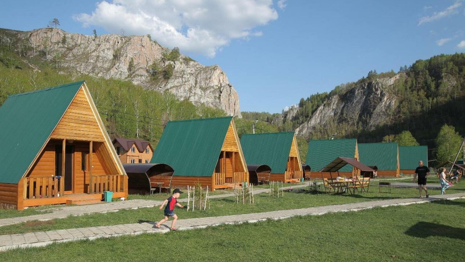 Олег Яровиков