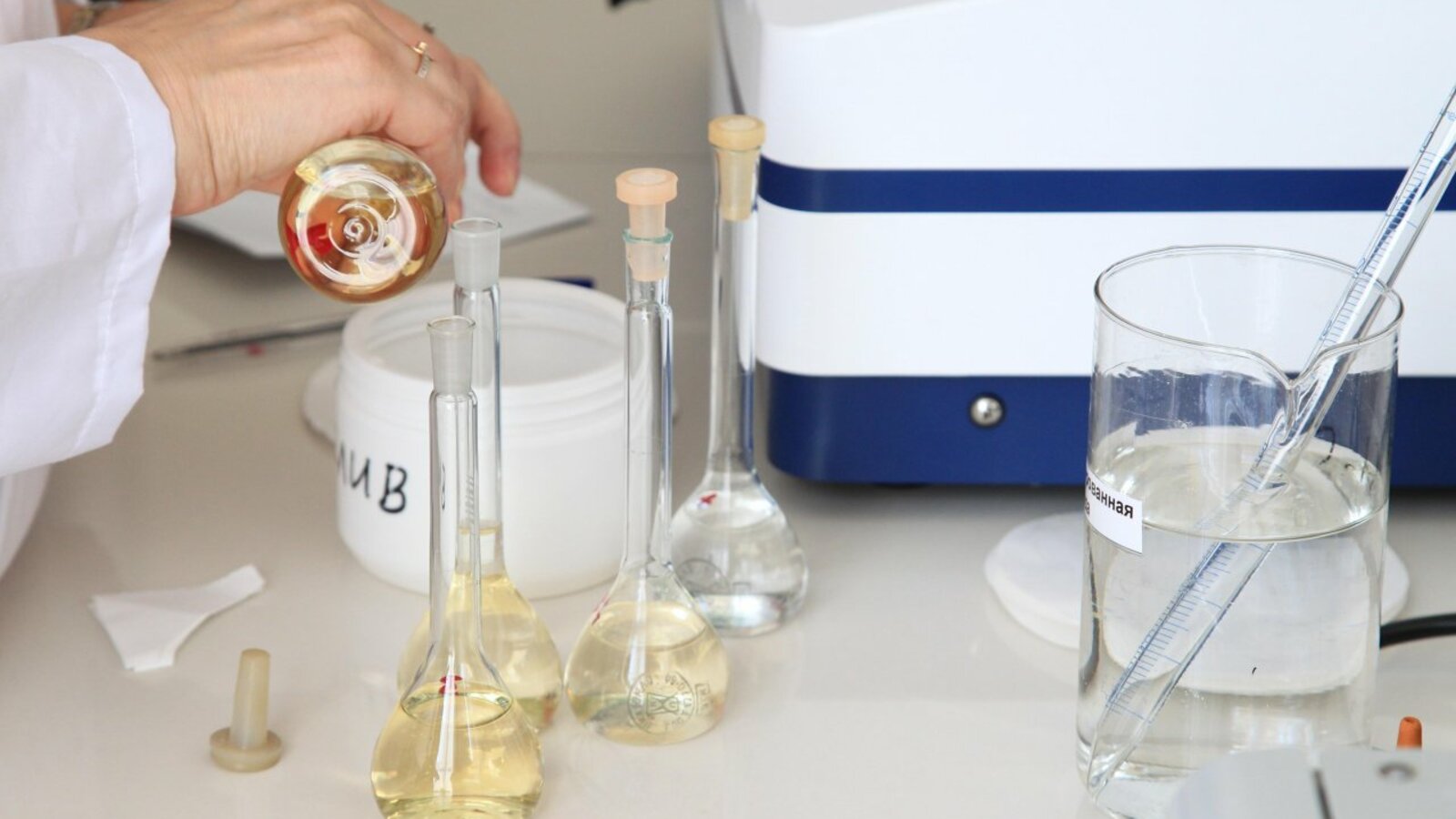 Олег Яровиков