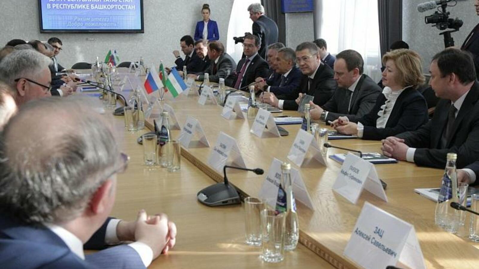 Олег Яровиков