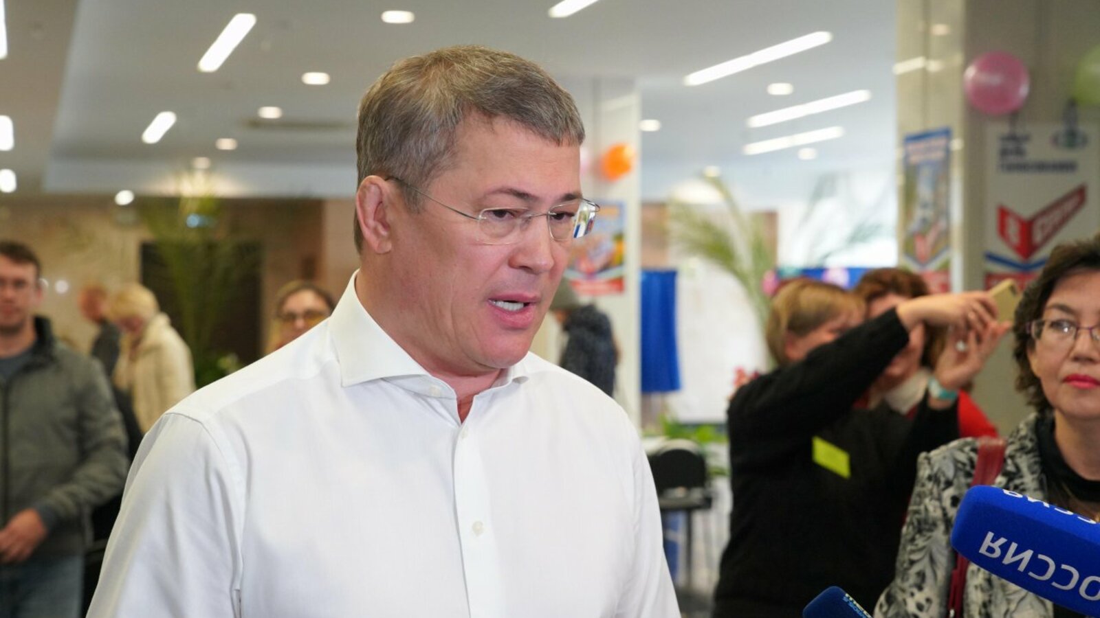 Олег Яровиков