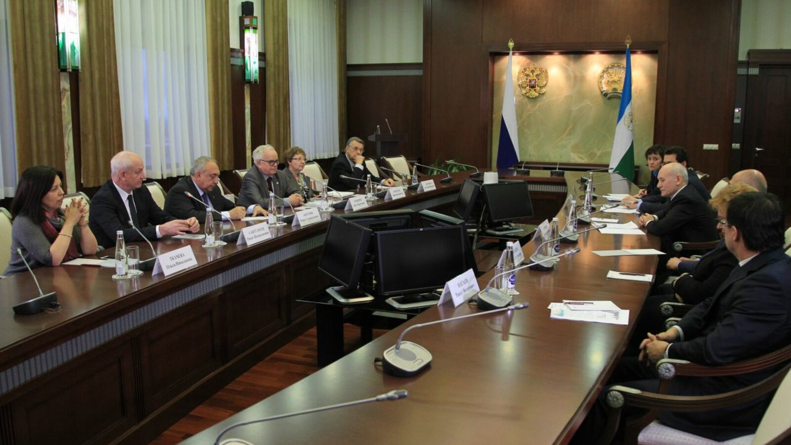 Олег Яровиков