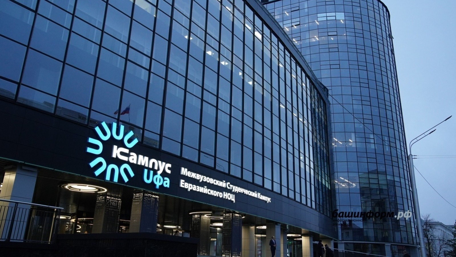 Олег Яровиков