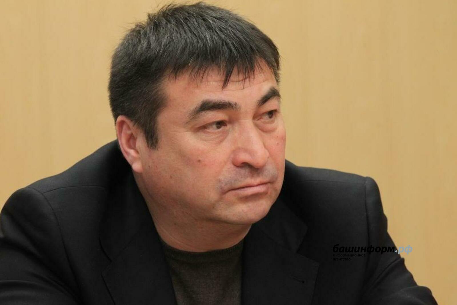 Олег Яровиков