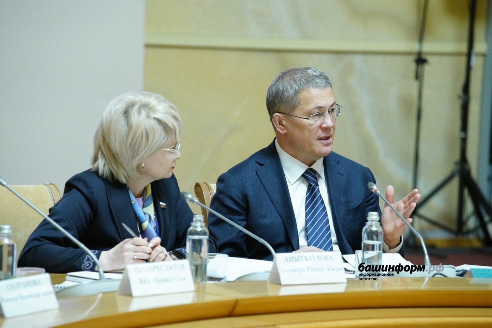 Олег Яровиков