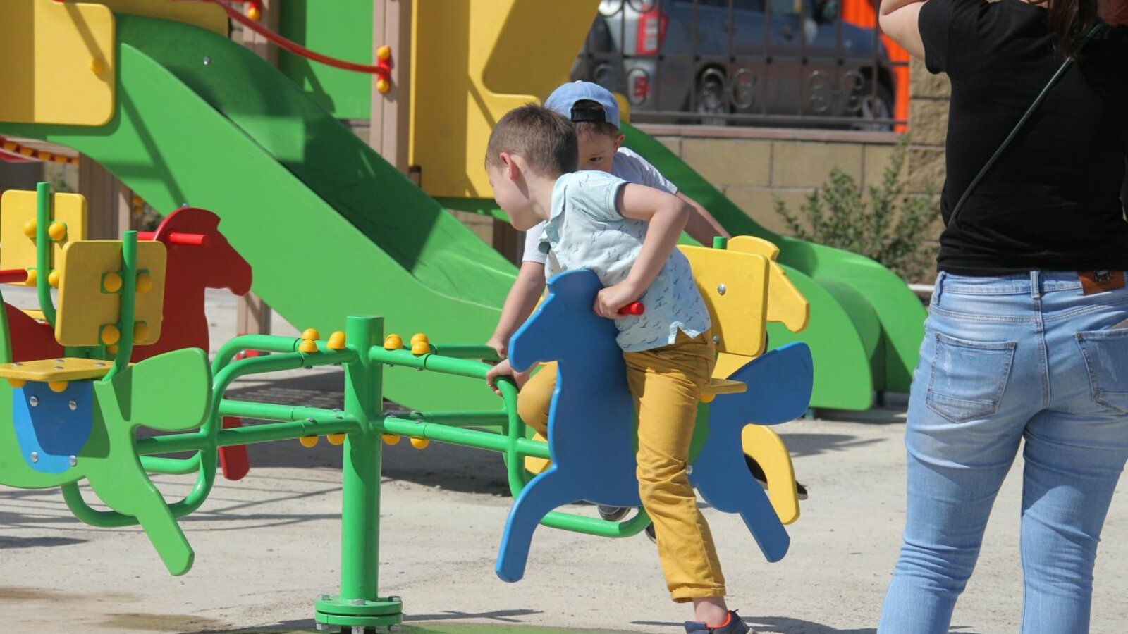 Олег Яровиков