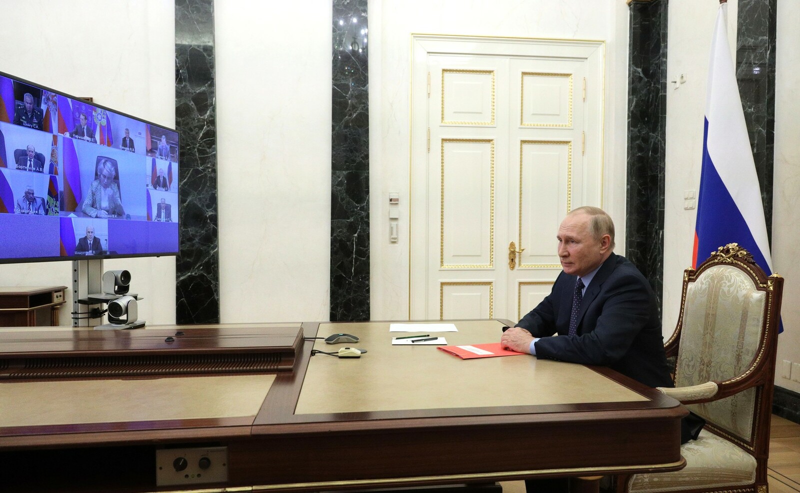 Встреча Президента РФ Владимира Путина с врио губернатора Ярославской области Михаилом Евраевым