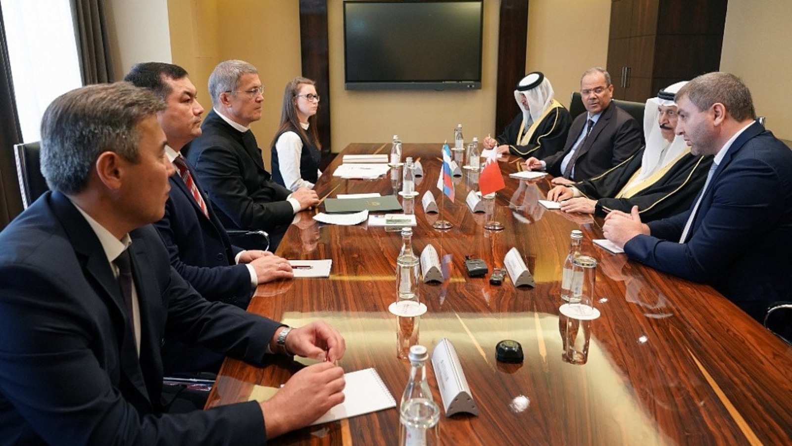 Радий Хабиров провел встречу с шейхом Абдулрахманом бин Мохаммедом Аль-Халифа из Бахрейна